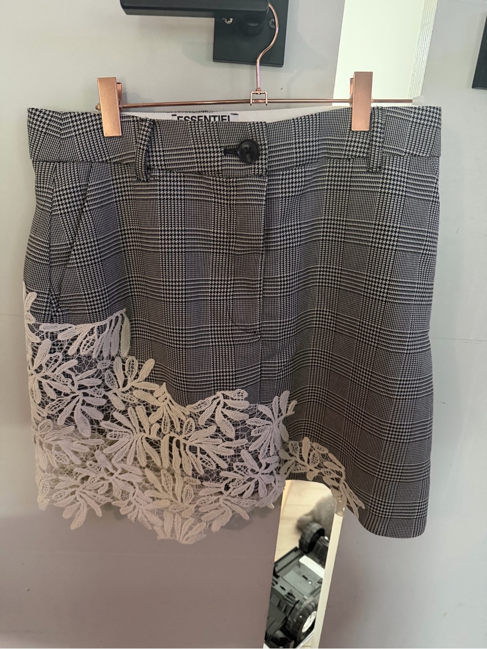 Essentiel Antwerp plaid skirt